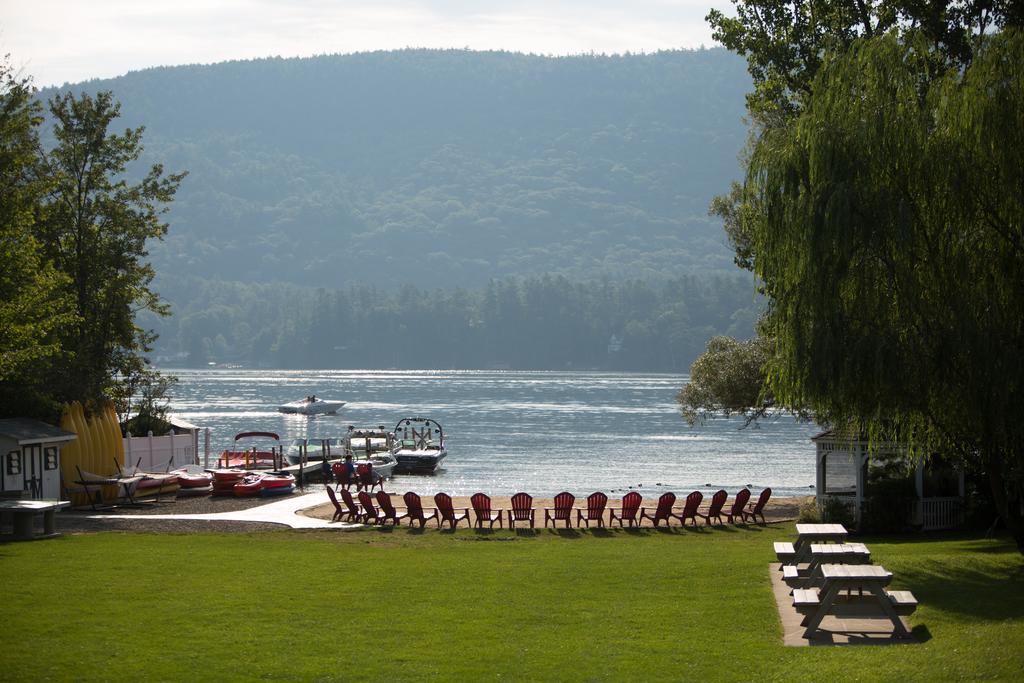 Shore Meadows Lodge Llc Lake George Exteriör bild