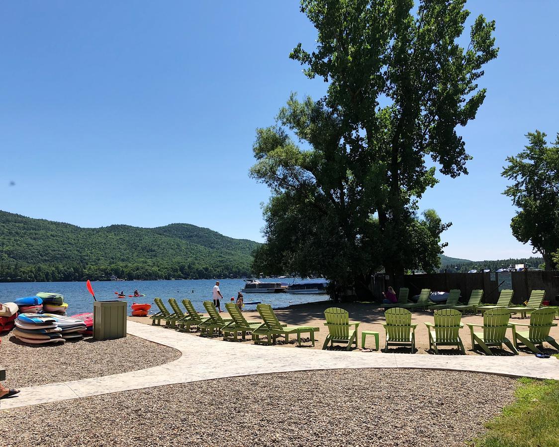 Shore Meadows Lodge Llc Lake George Exteriör bild